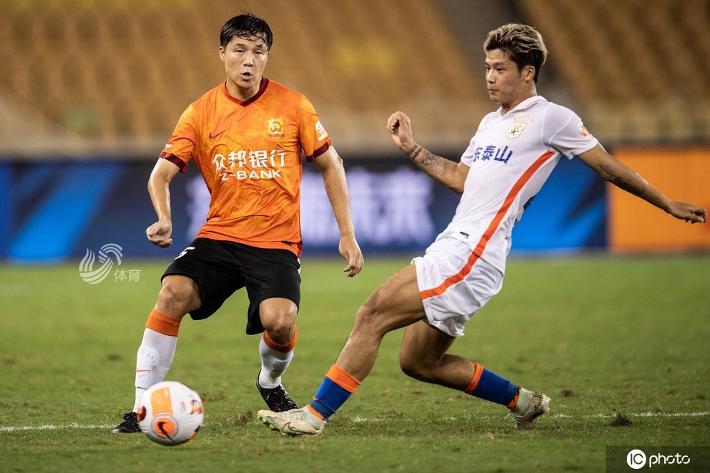 爱游戏体育-冲浪常规赛，东海玄武队与剑门闪电队淘汰对手，阵地战处理得当！客场静默反击(冲浪为啥是凌晨比赛)